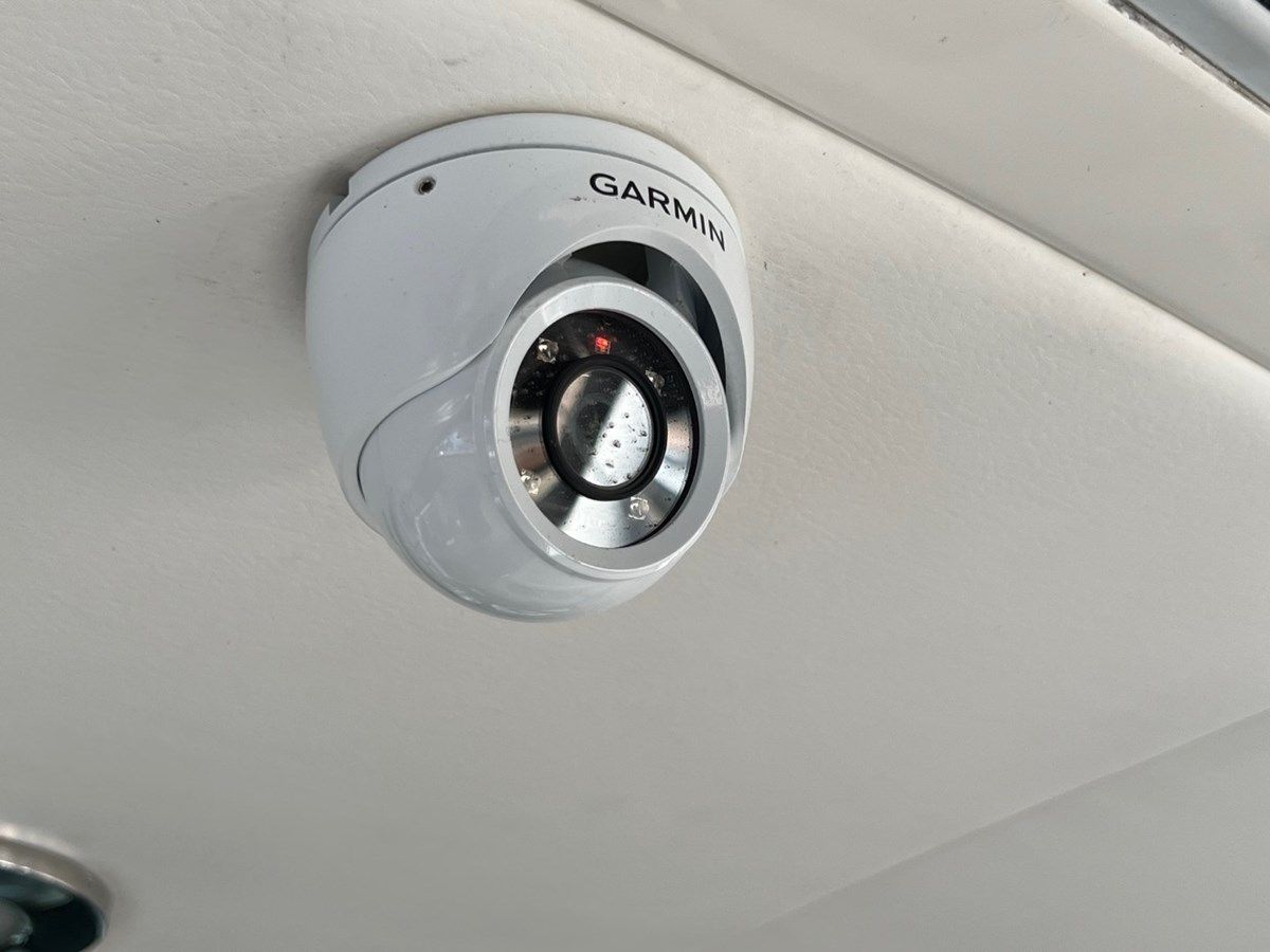 Buy a yacht AQUA GENIUS 410 SUNDANCER