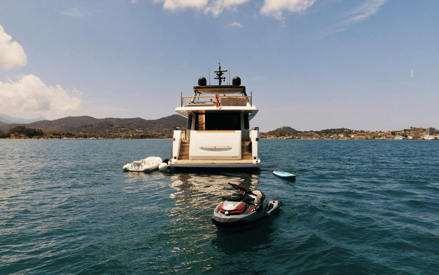 best yacht sales deals MUMA 95