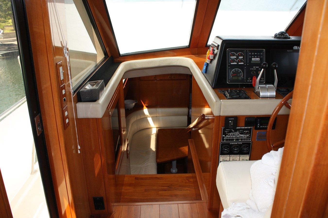 Купить яхту - - JEFFERSON в Shestakov Yacht Sales