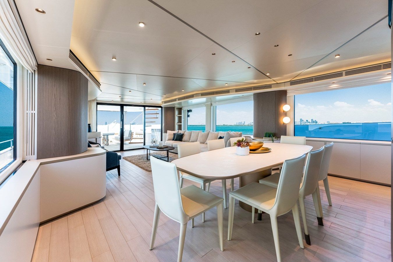 Equites - Azimut Yachts