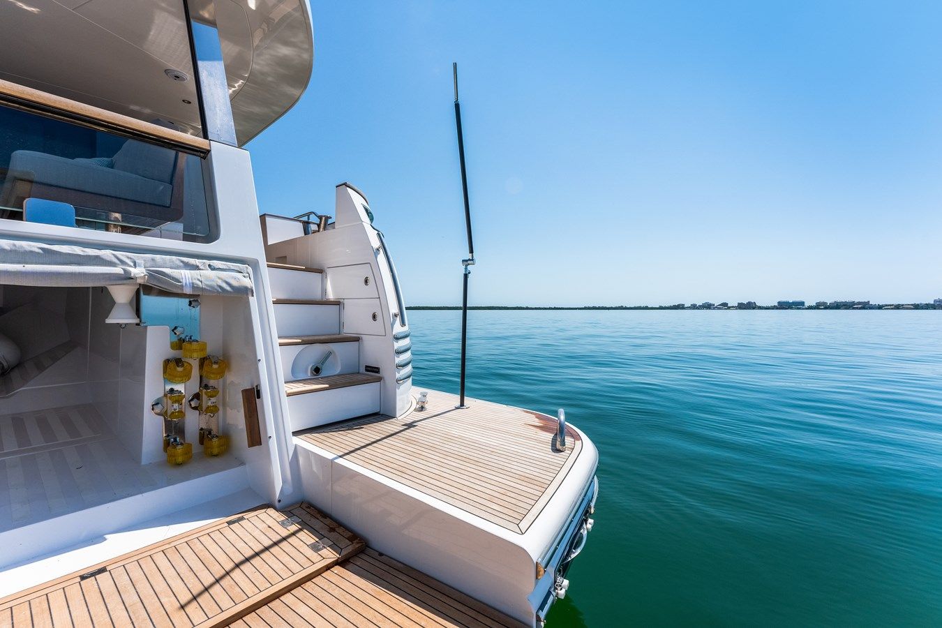 the best price on Equites - Azimut Yachts