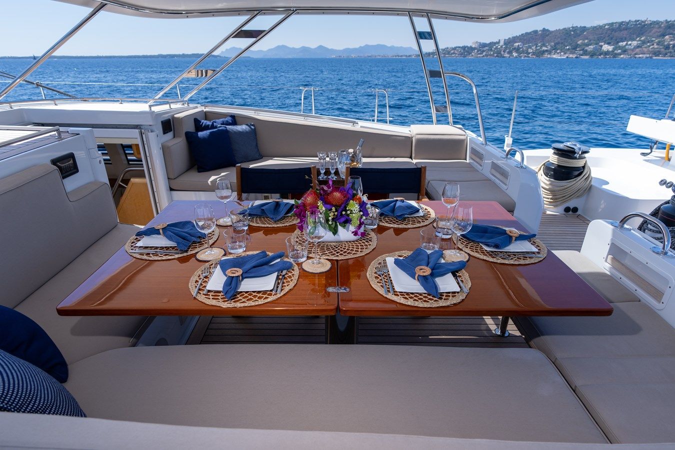 Buy a LADY 8 95 at Shestakov Yacht Sales