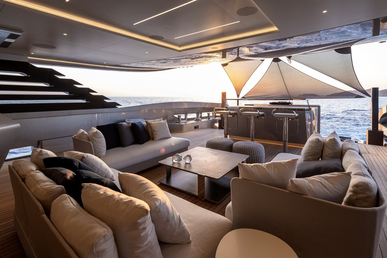 NO STRESS - ROSSINAVI yacht sale