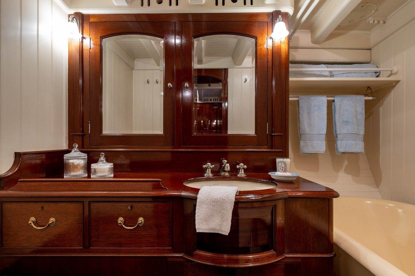 Купить SAVANNAH Custom Pedrick Design sloop