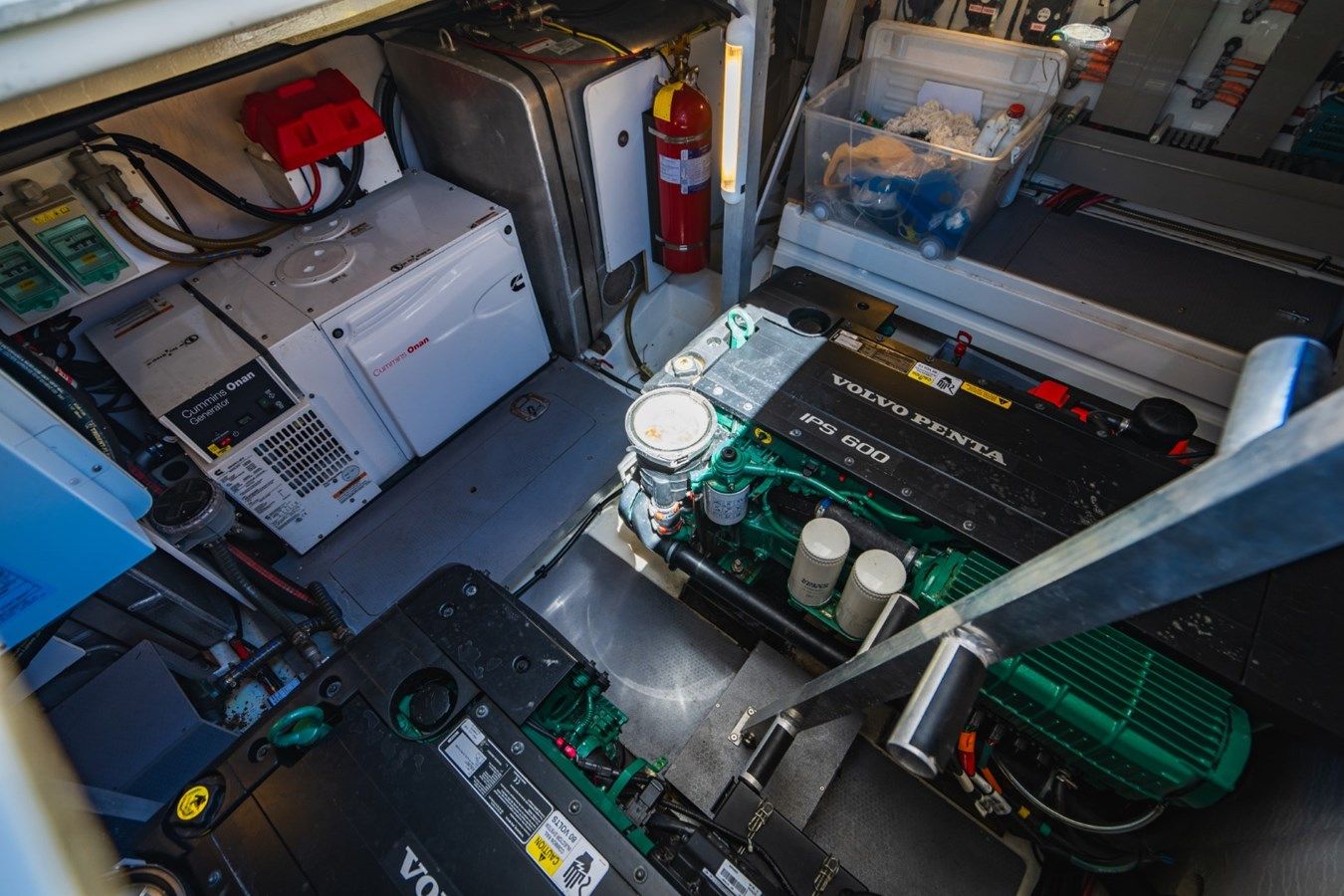 Стоимость яхты INVICTUS