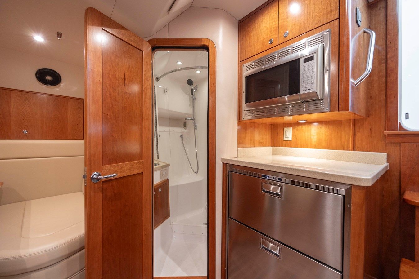 Лучшие предложения покупки яхты Box Office