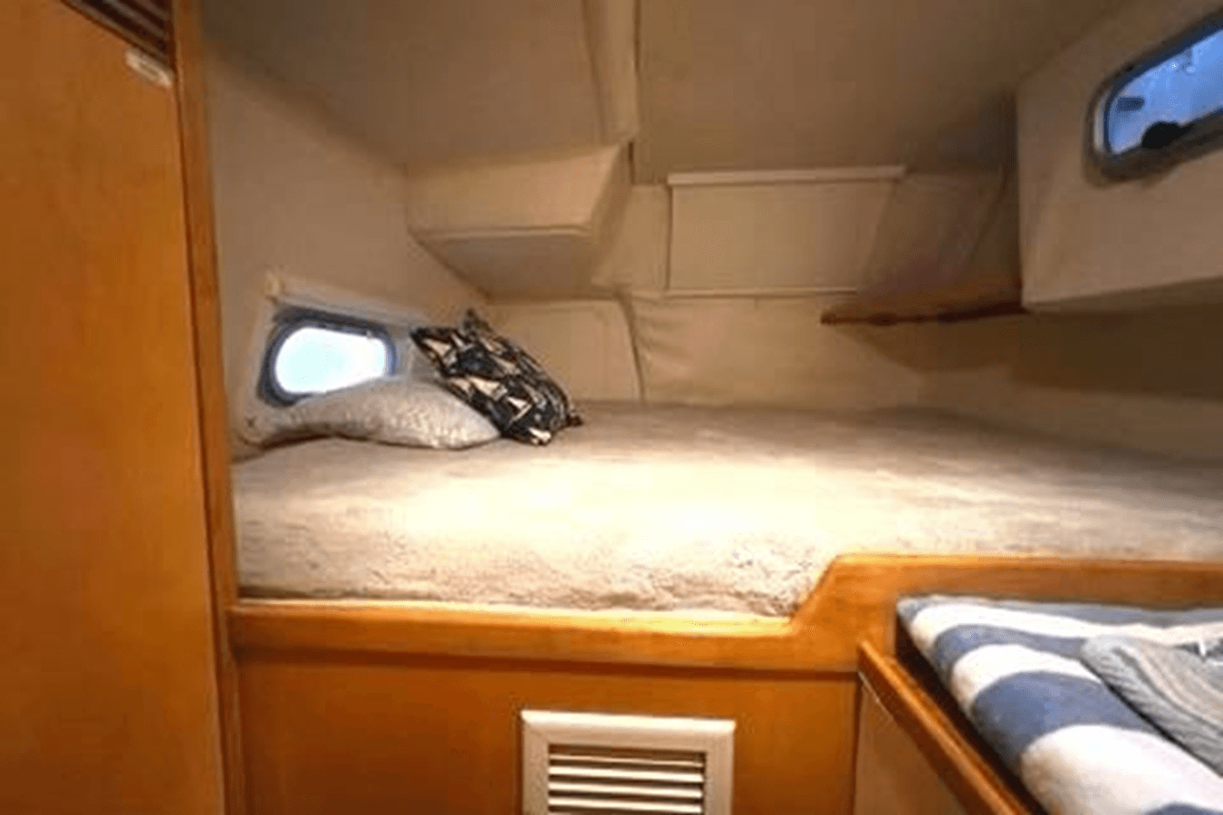 Buy a yacht Sun Cat 1996