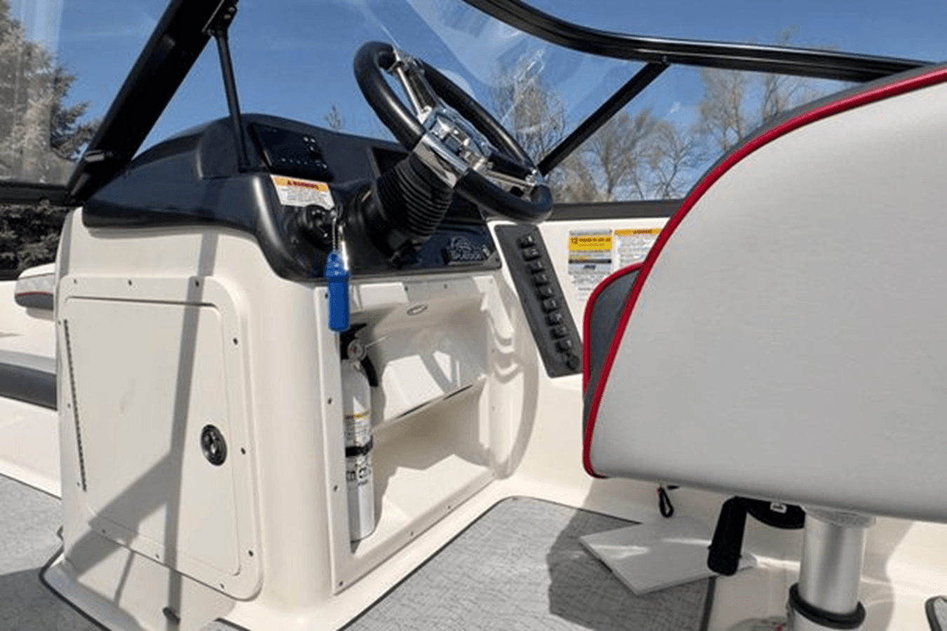 the best price on 2022 Splendor 240 Platinum - SPLENDOR BOATS