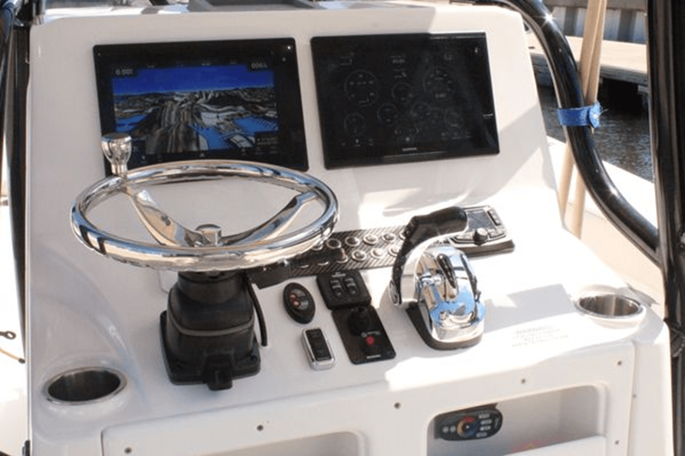 2021 Blue Wave 2800 Makaira