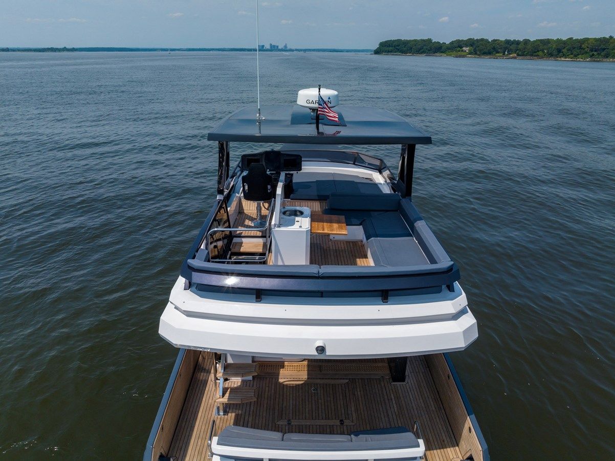 Buy a yacht OCD 52
