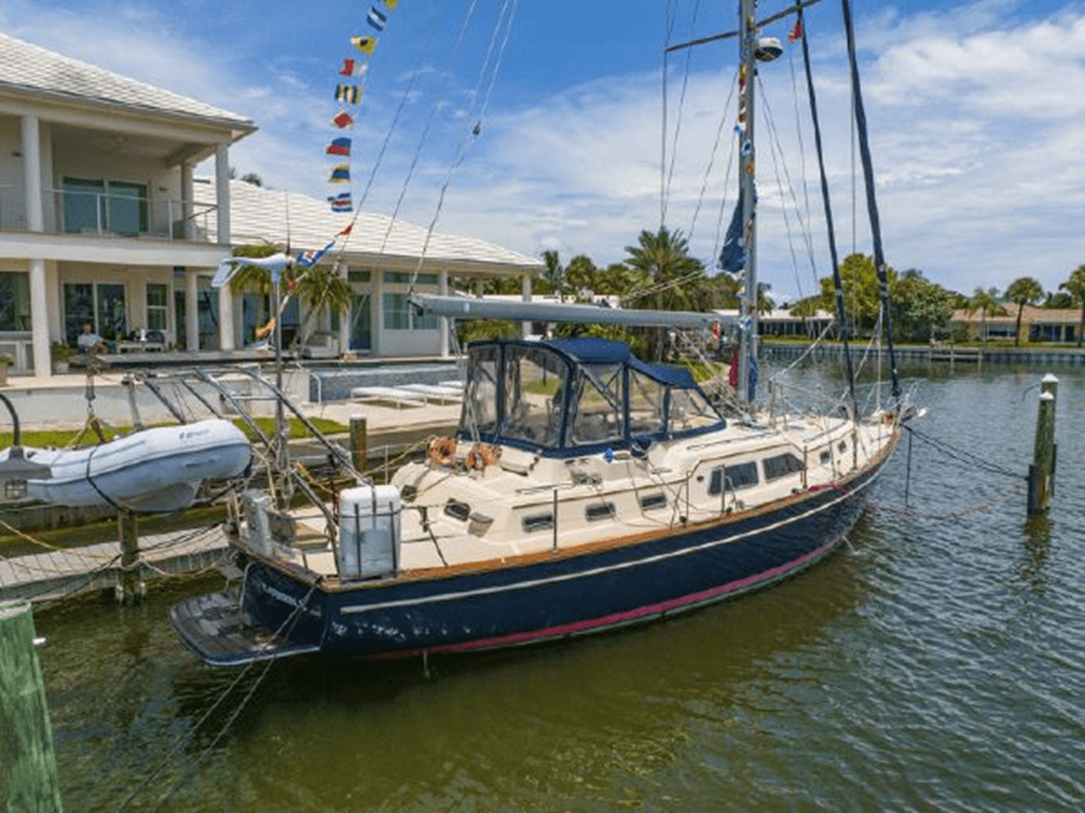 best yacht sales deals - 465