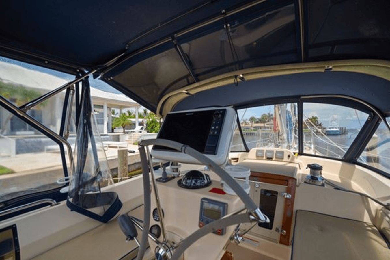 - - ISLAND PACKET price