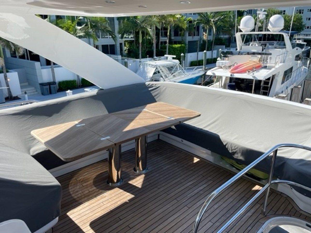 Endeavor F55 yacht sale