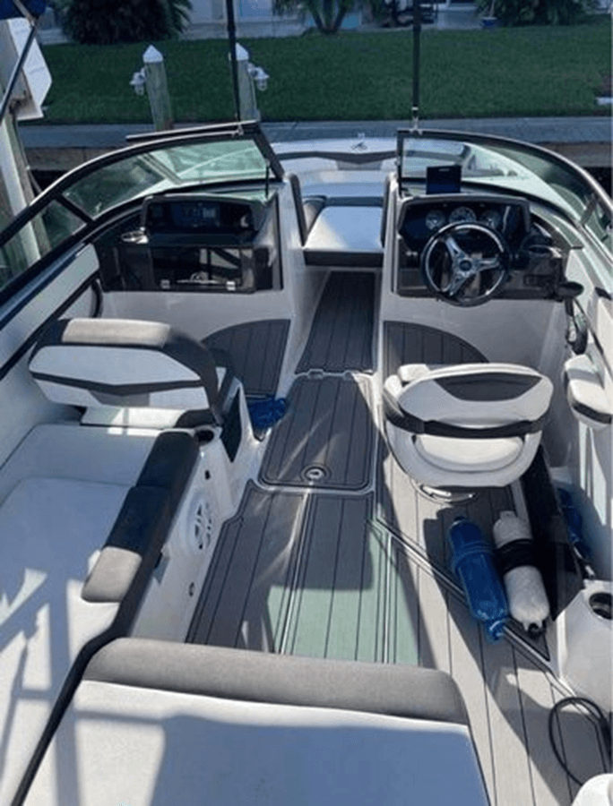 Купить яхту 2020 Monterey M-205 20 в Shestakov Yacht Sales