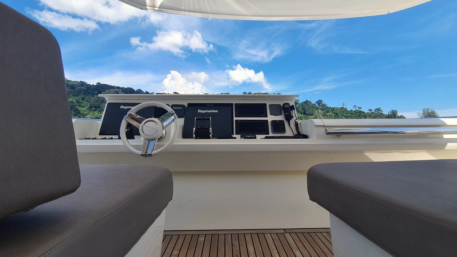 best yacht sales deals NEW FISH 74