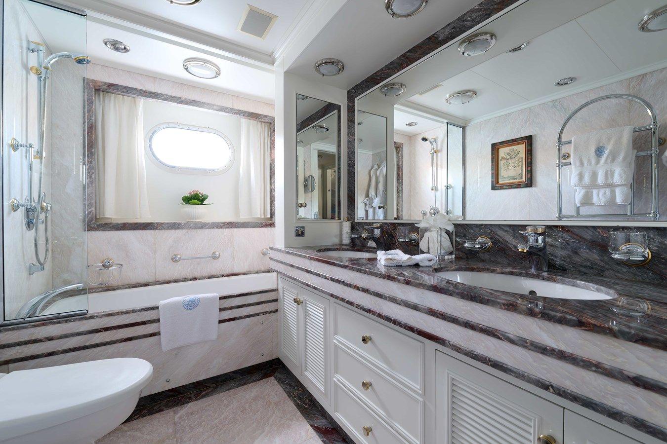 Продажа яхты LADY BEATRICE - FeadShip