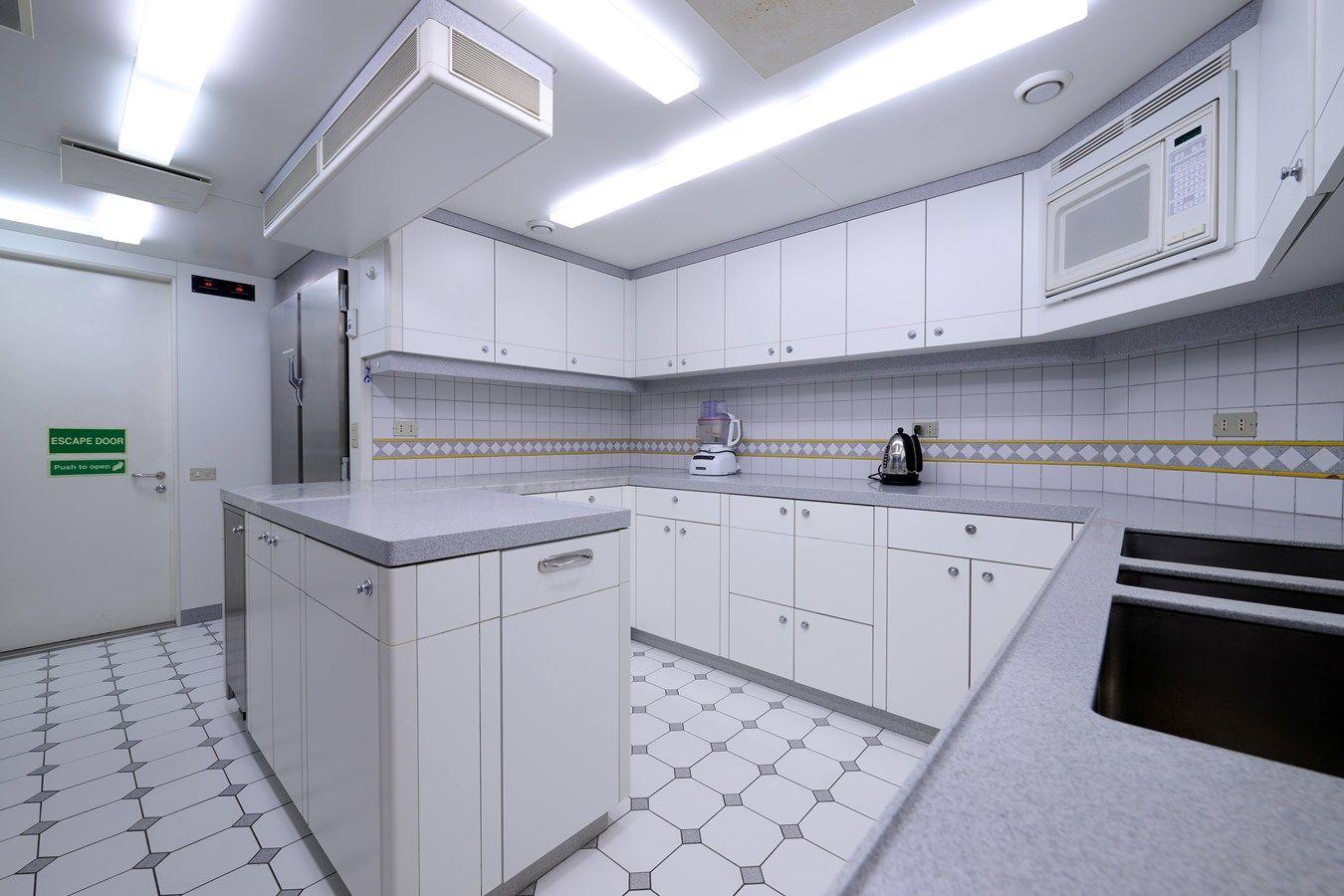 Купить LADY BEATRICE - FeadShip