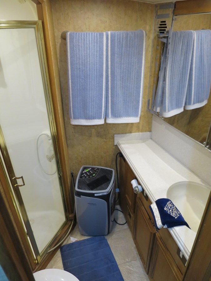 Buy a Highlander 52 at Shestakov Yacht Sales