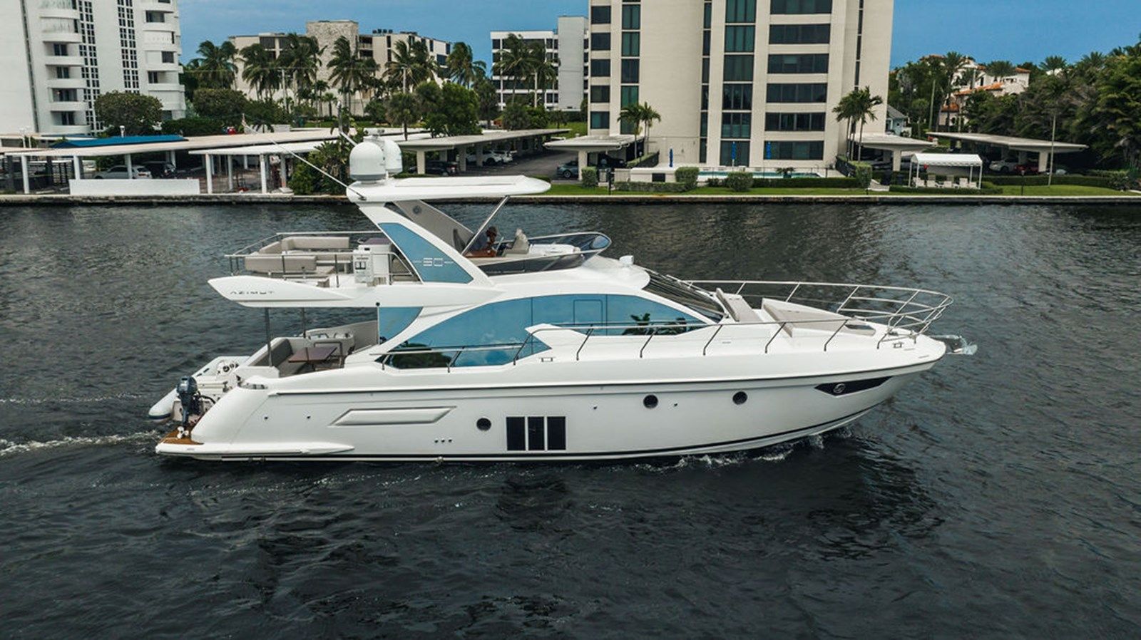 Продажа яхты Field Office