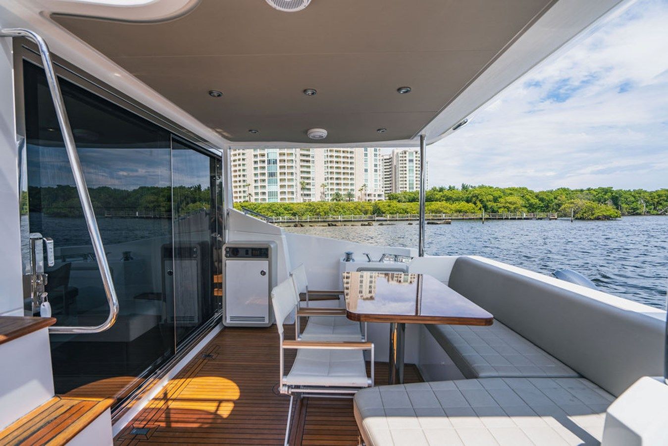 Лучшие предложения покупки яхты Field Office - Azimut Yachts