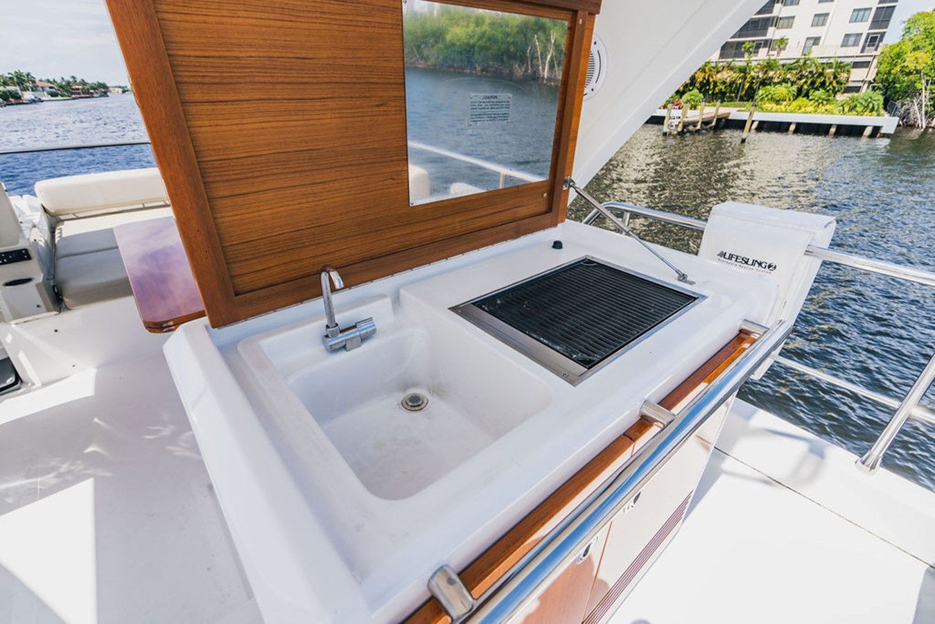 Стоимость яхты Field Office - Azimut Yachts