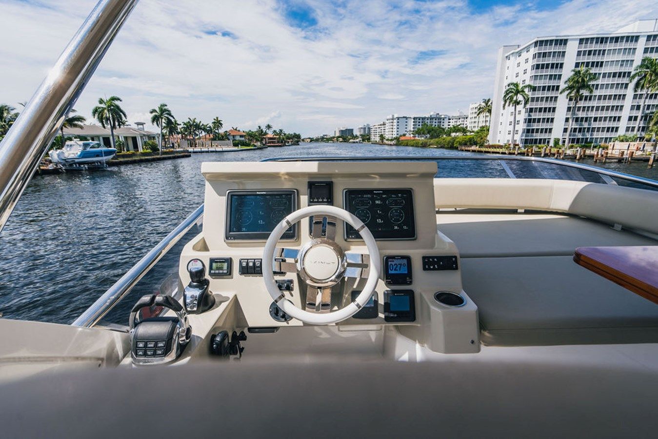 Купить яхту Field Office в Shestakov Yacht Sales