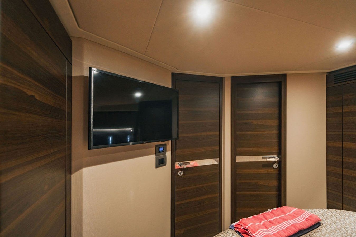 Лучшие предложения покупки яхты Field Office - Azimut Yachts