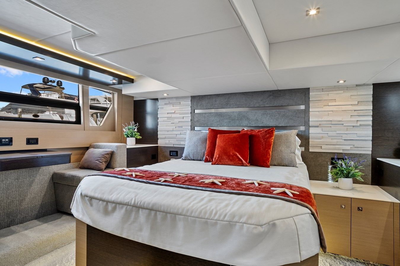 the best price on Catch Me