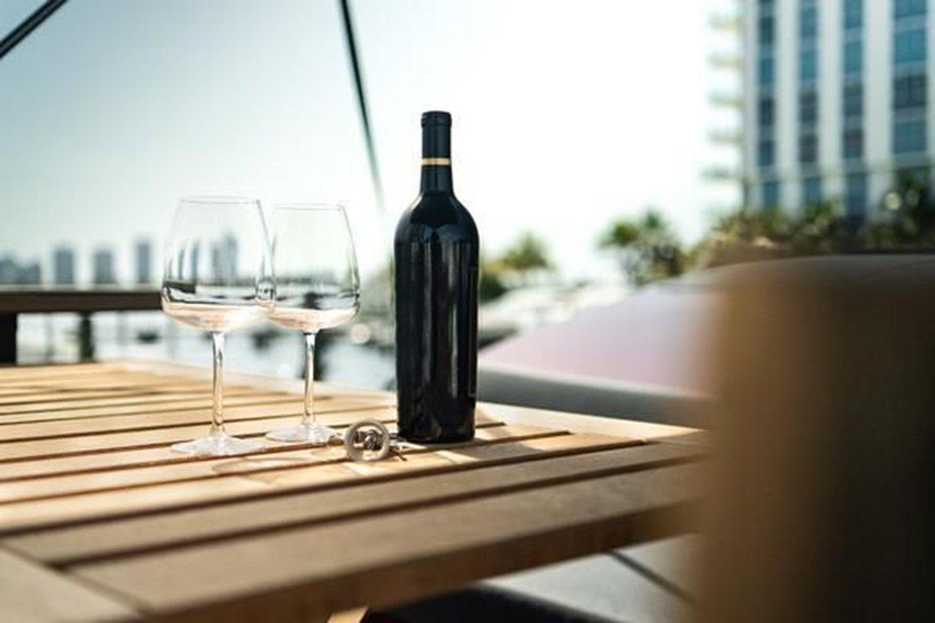 Купить яхту 2023 Navisyo Homes 28 Navis V.08 - CUSTOM BUILT в Shestakov Yacht Sales