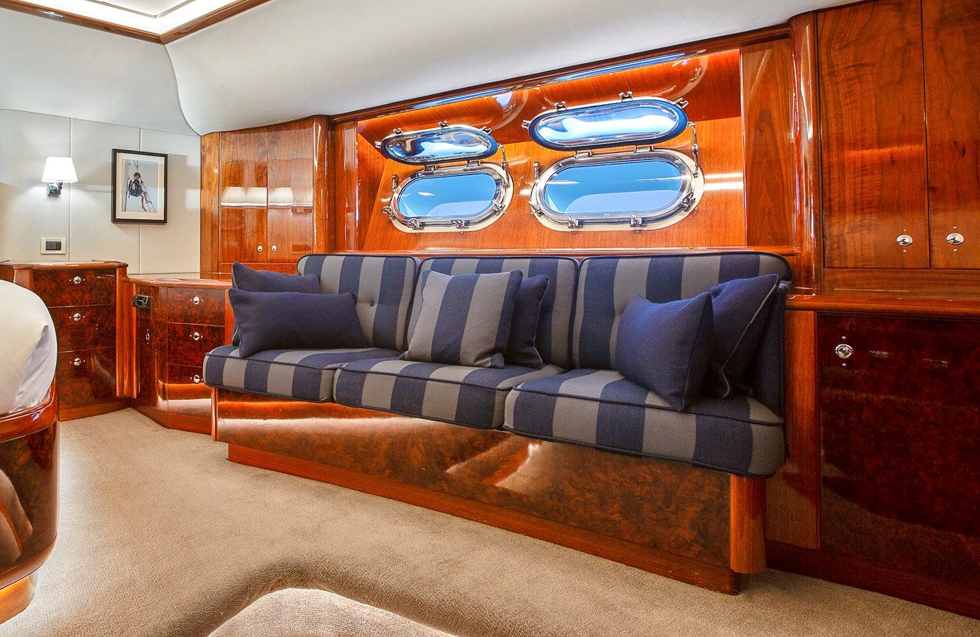 the best price on MISS SILVER