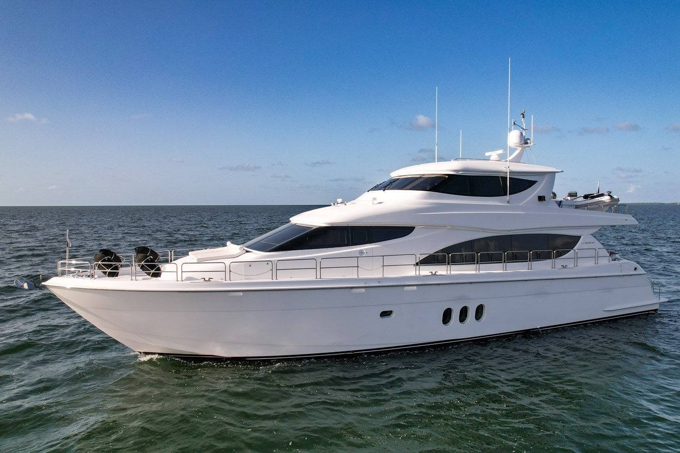 Buy a Hatteras 80 Motor Yacht - Hatteras at Shestakov Yacht Sales