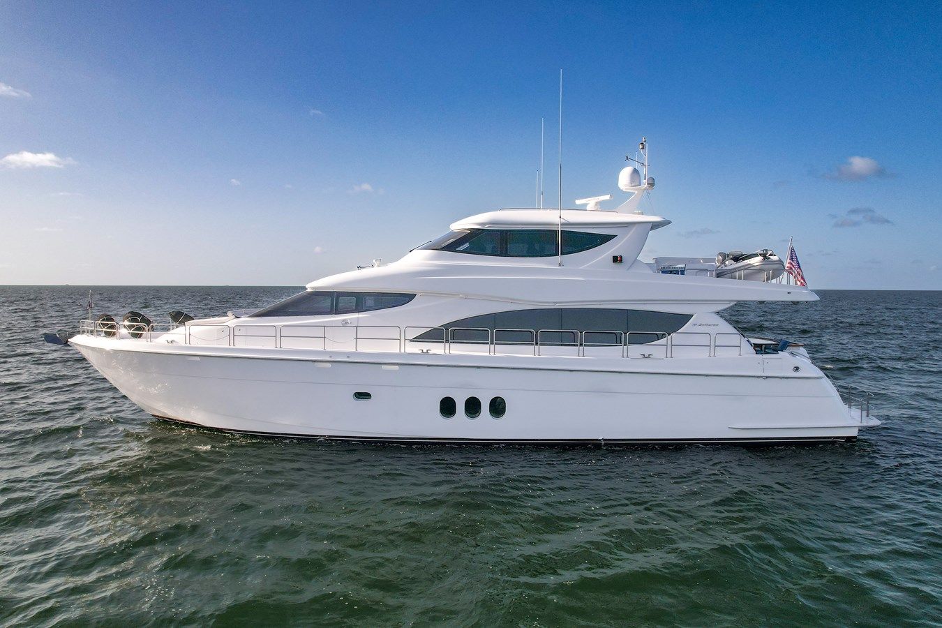 Buy a Hatteras 80 Motor Yacht - Hatteras at Shestakov Yacht Sales