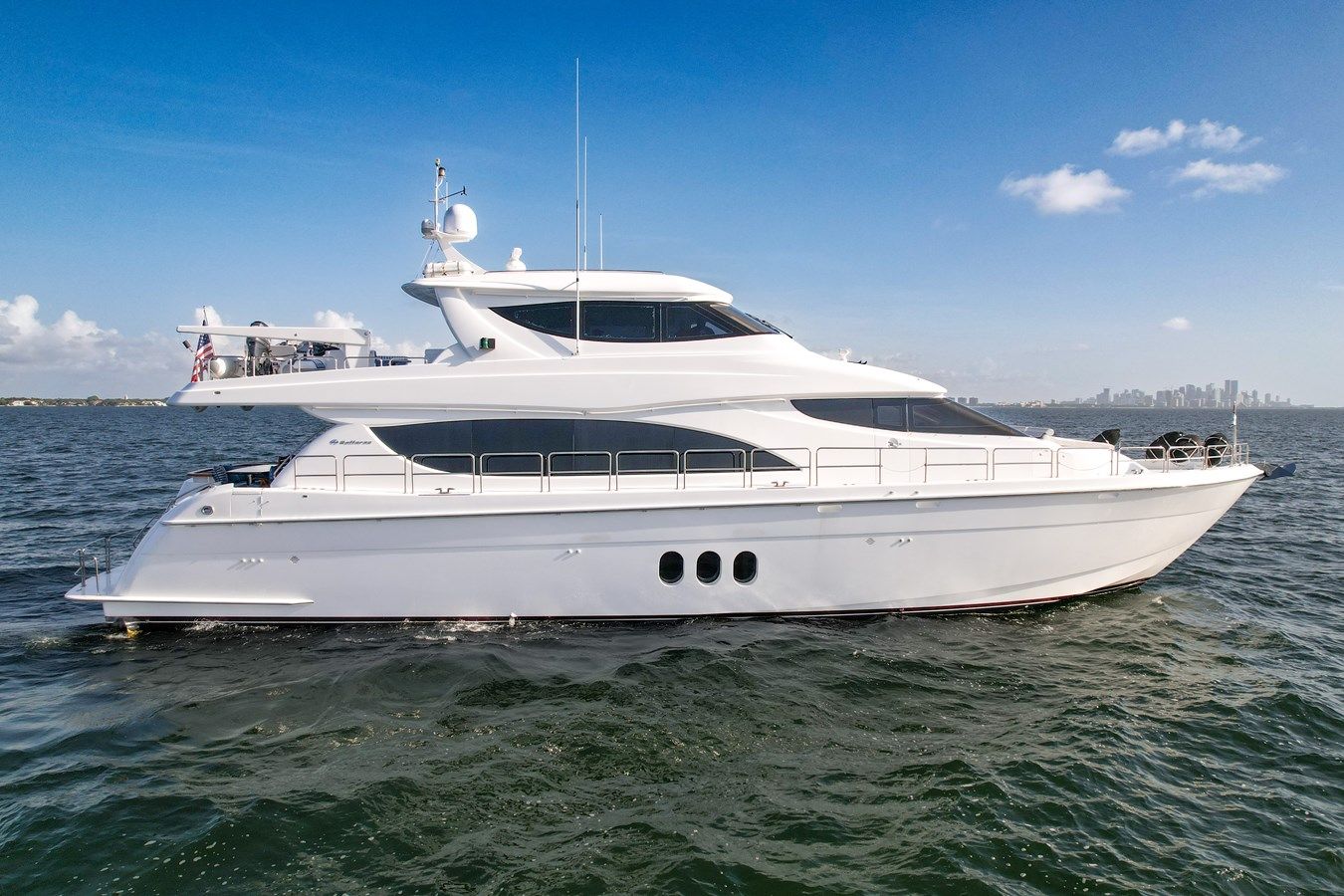 Hatteras 80 Motor Yacht 80 yacht sale