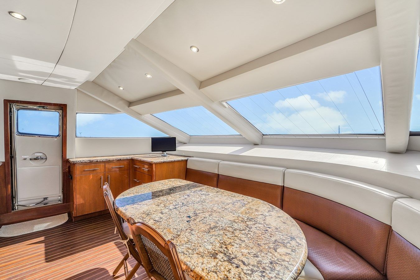 best yacht sales deals Hatteras 80 Motor Yacht - Hatteras