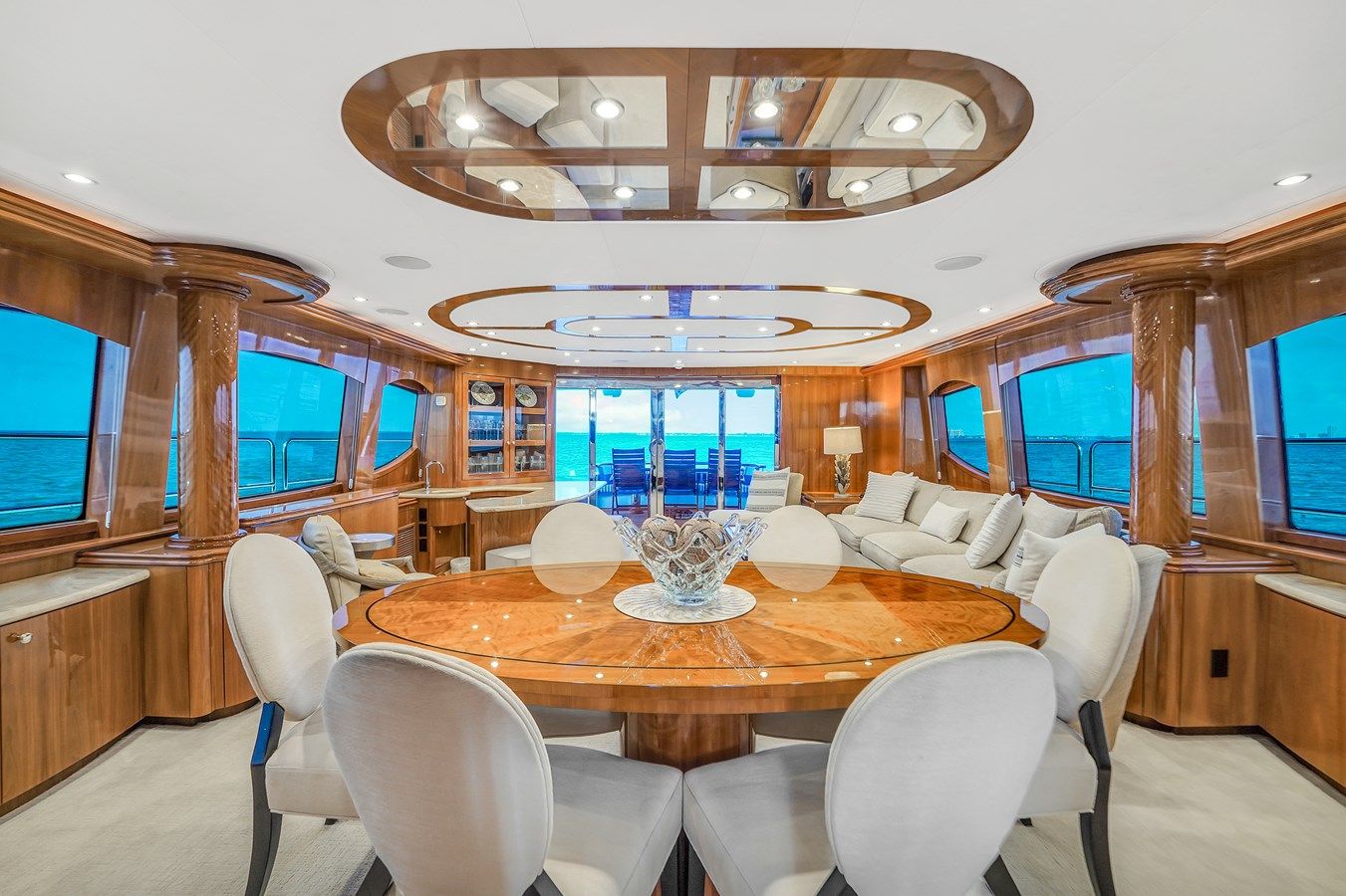 Buy a yacht Hatteras 80 Motor Yacht - Hatteras