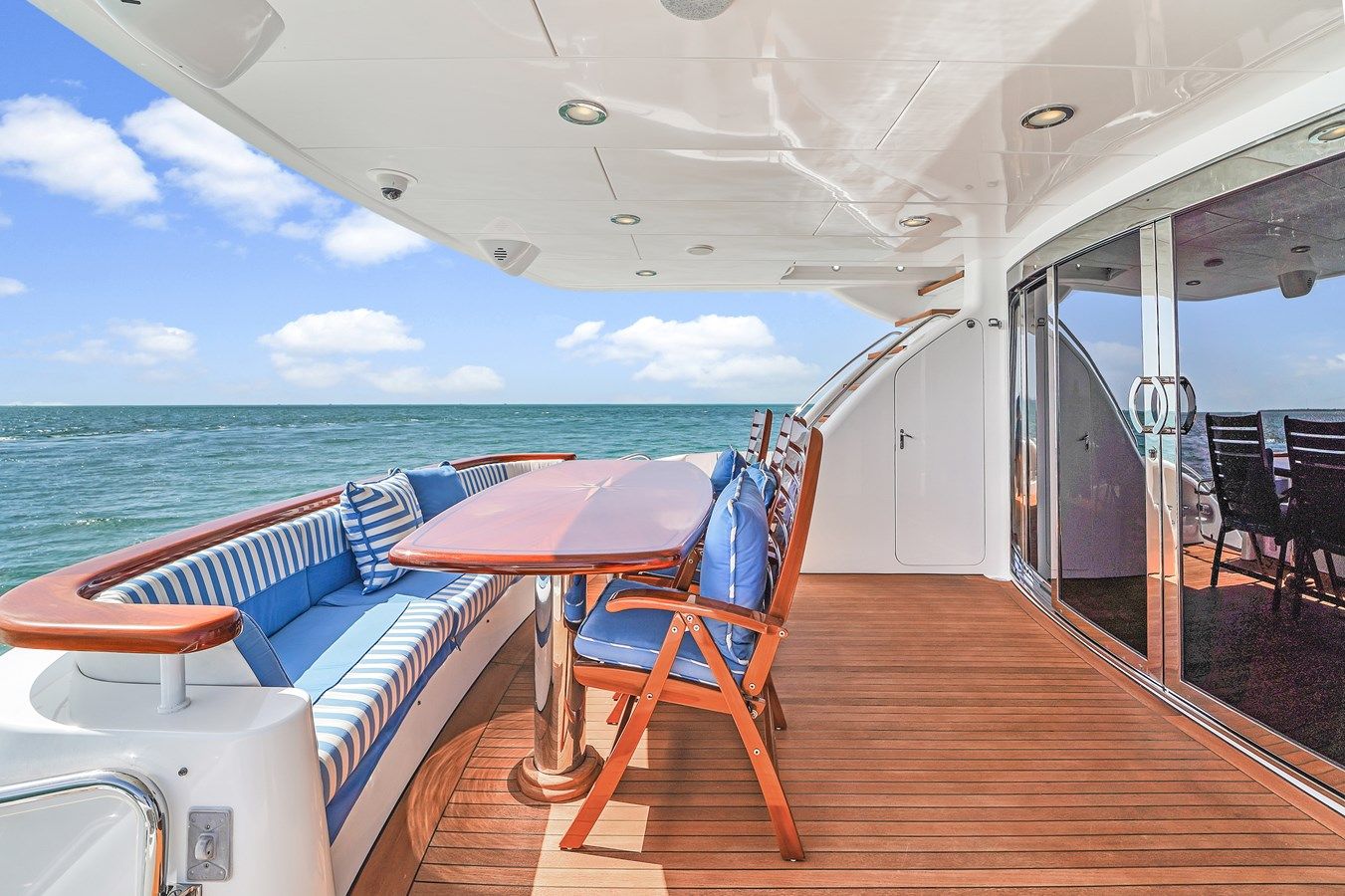 Hatteras 80 Motor Yacht 2007 yacht sale