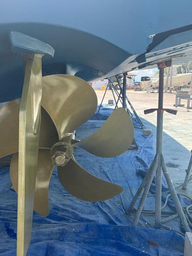 Buy a yacht Viking 54 Convertible 2010