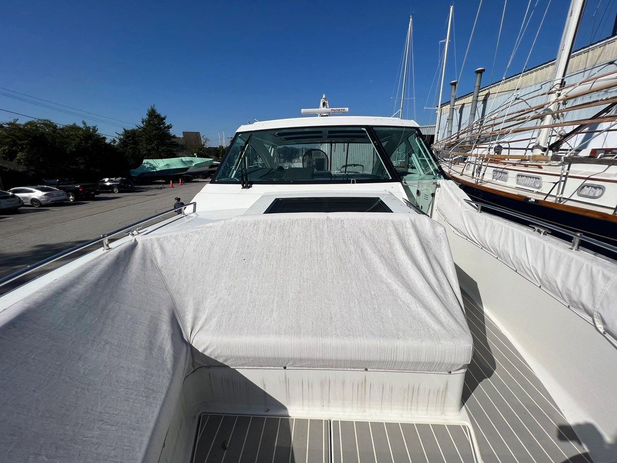 Formula 430 yacht sale