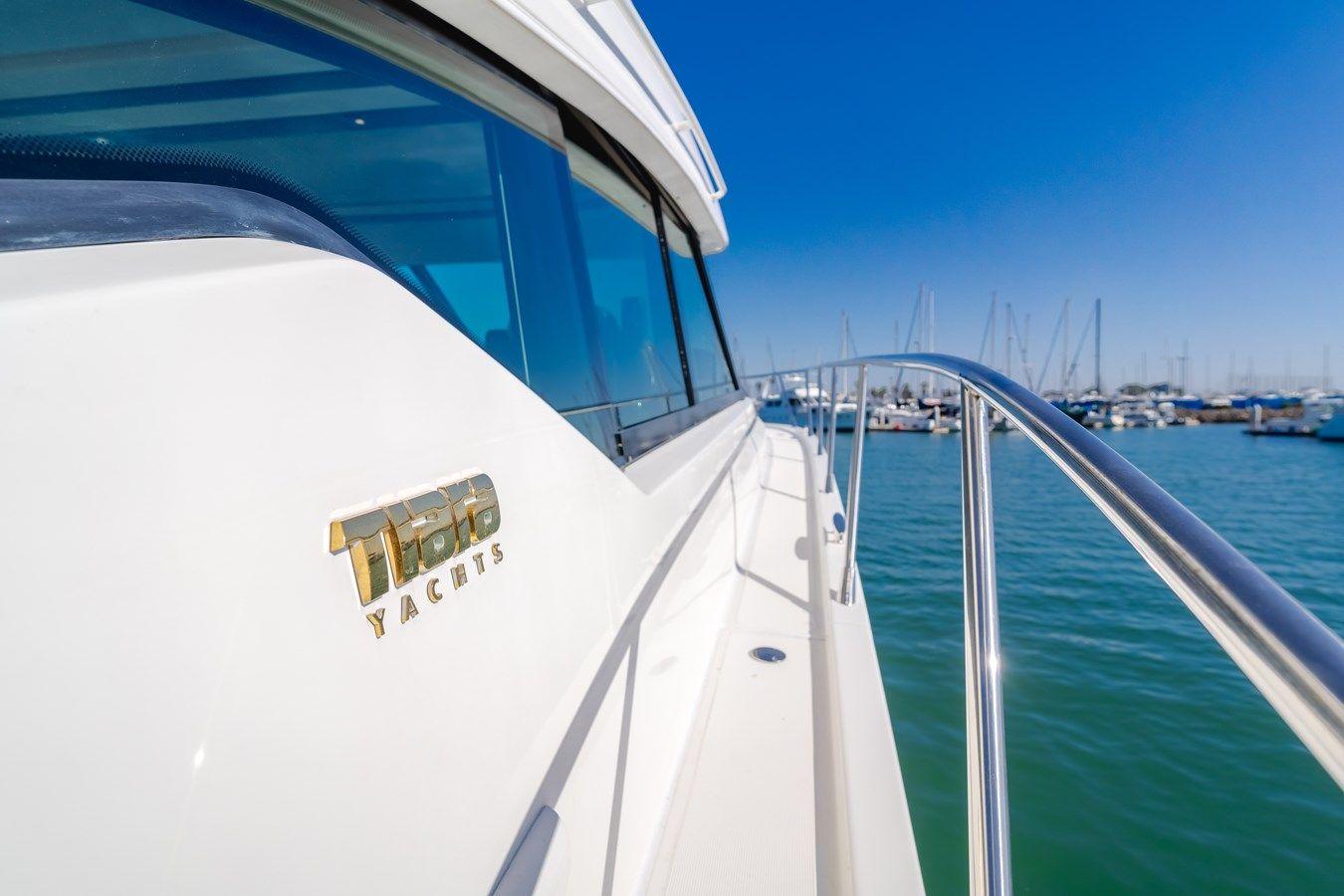 Foxfire - Tiara yacht sale