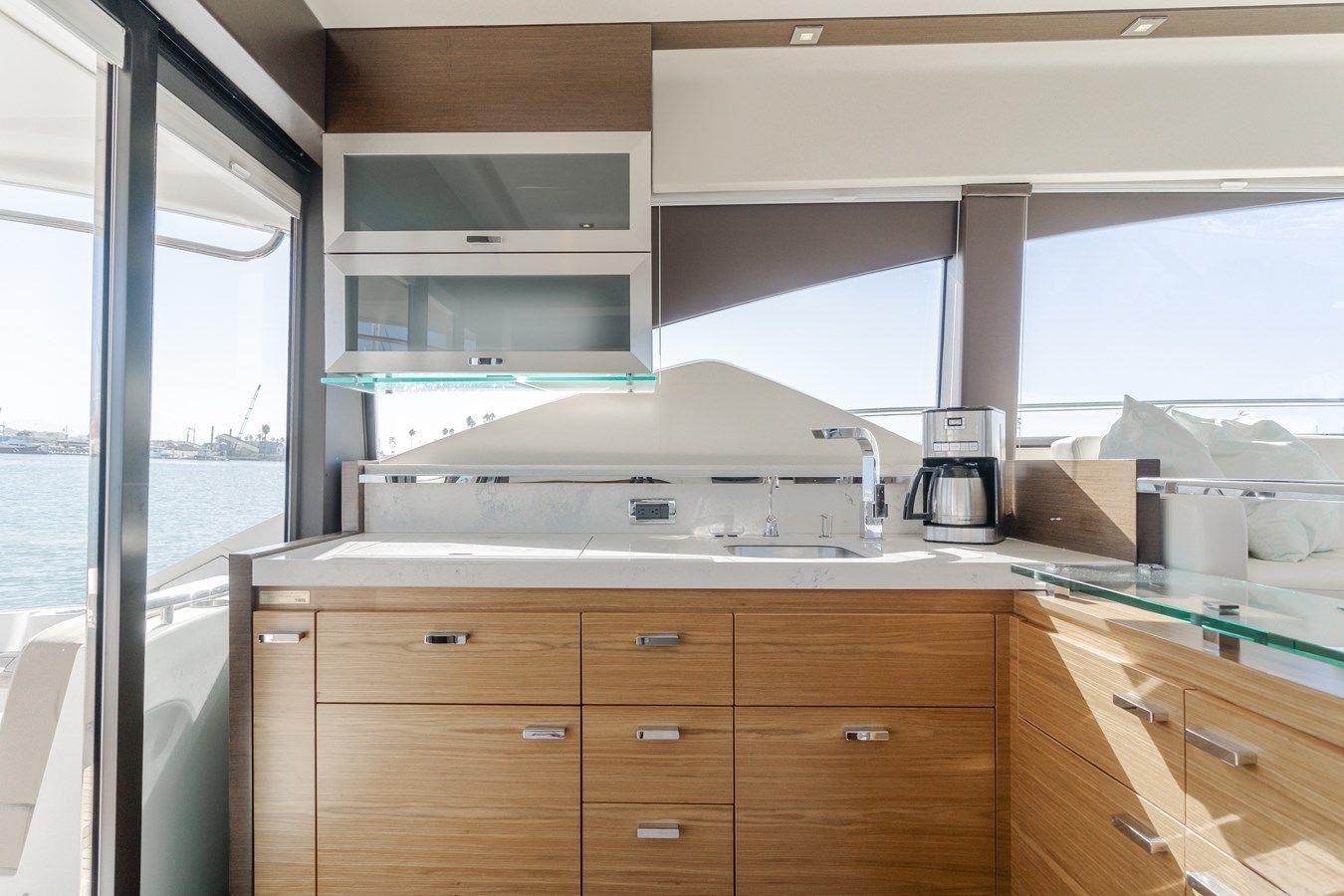 Buy a yacht Foxfire - Tiara