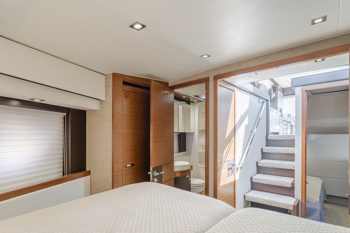 the best price on Foxfire - Tiara