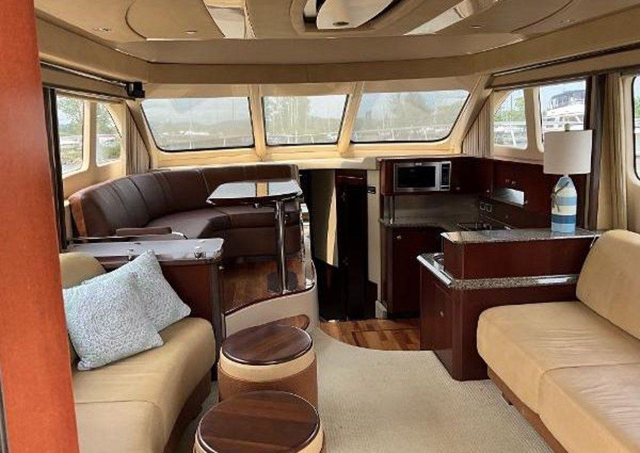 2006 Sea Ray 52 Sedan Bridge 52
