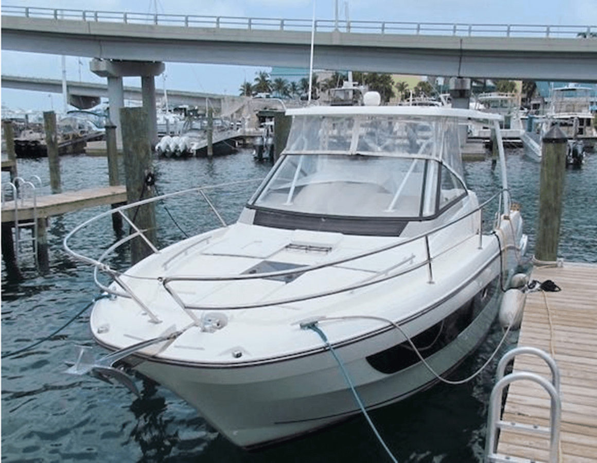 2018 Jeanneau Leader 10.5 33 yacht sale