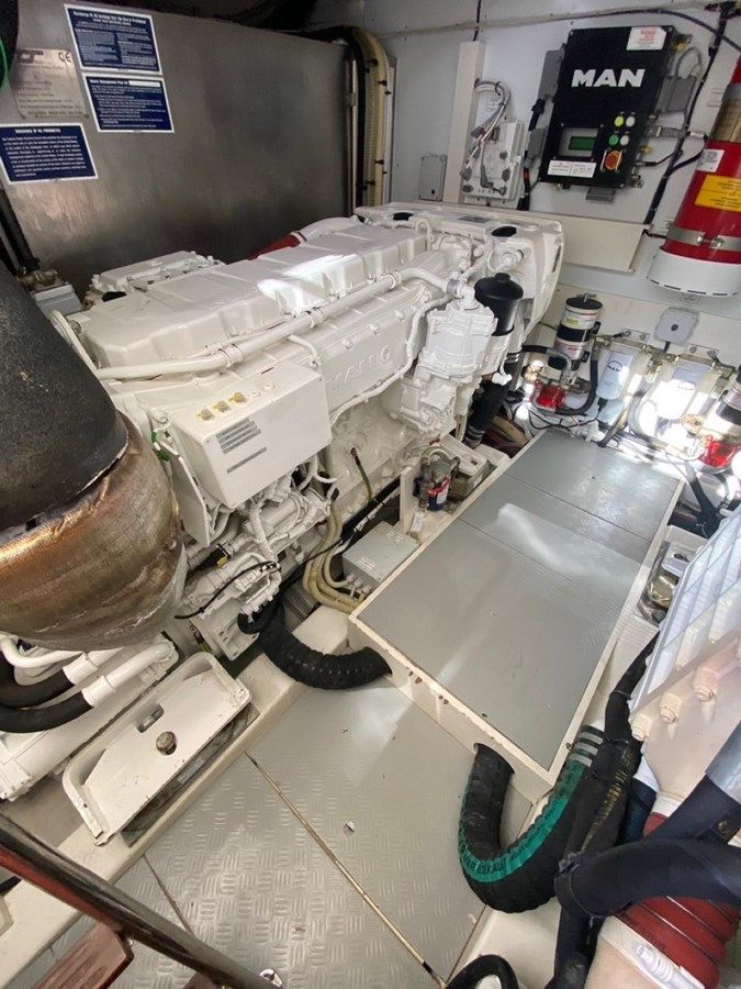 best yacht sales deals KAMAKI 55