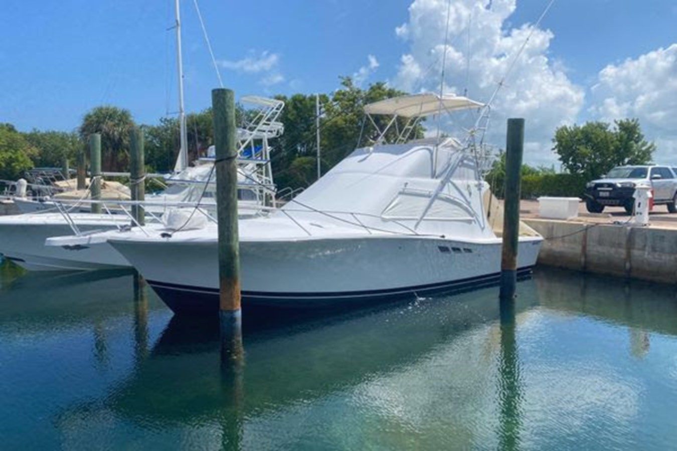 the best price on Lisa's Jag 36 Convertible