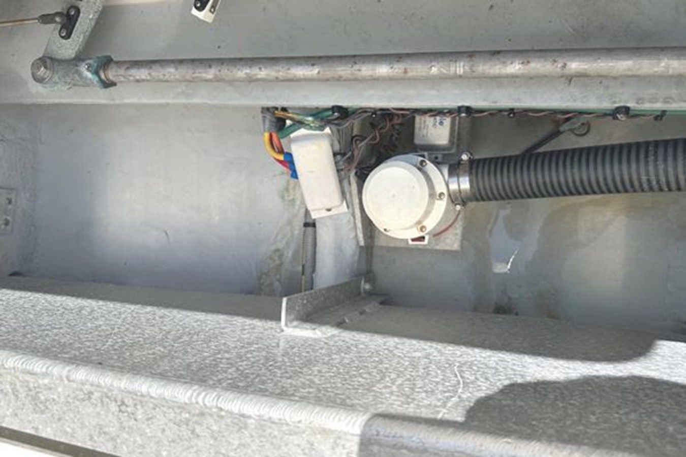 Buy a yacht 2002 Luhrs 36 Convertible