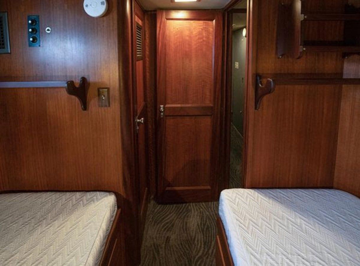 Buy a UNKNOWN Yacht Fish at Shestakov Yacht Sales