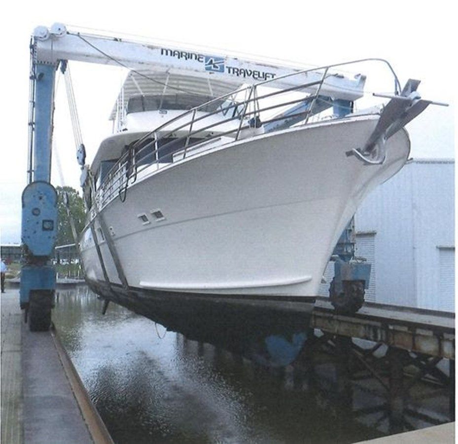 Freedom - Hatteras yacht sale