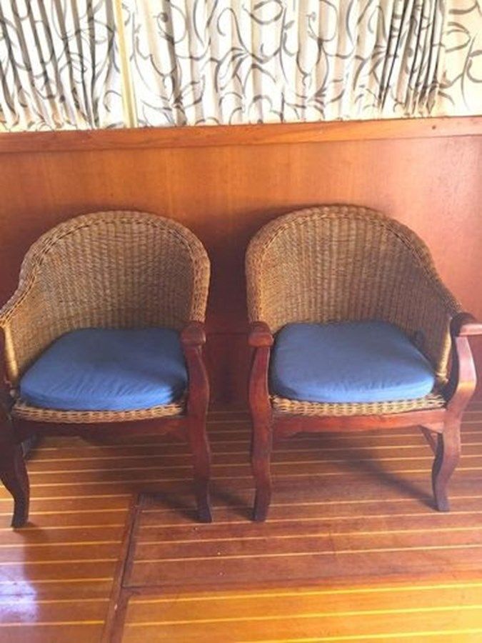 2002 Mainship 390 Trawler 2002