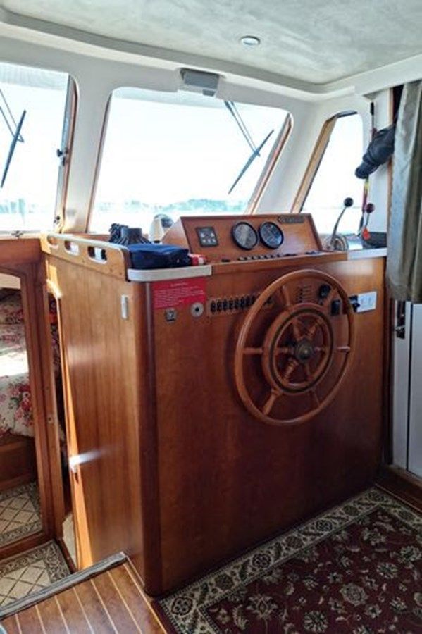 the best price on Green Eyed Lady 39